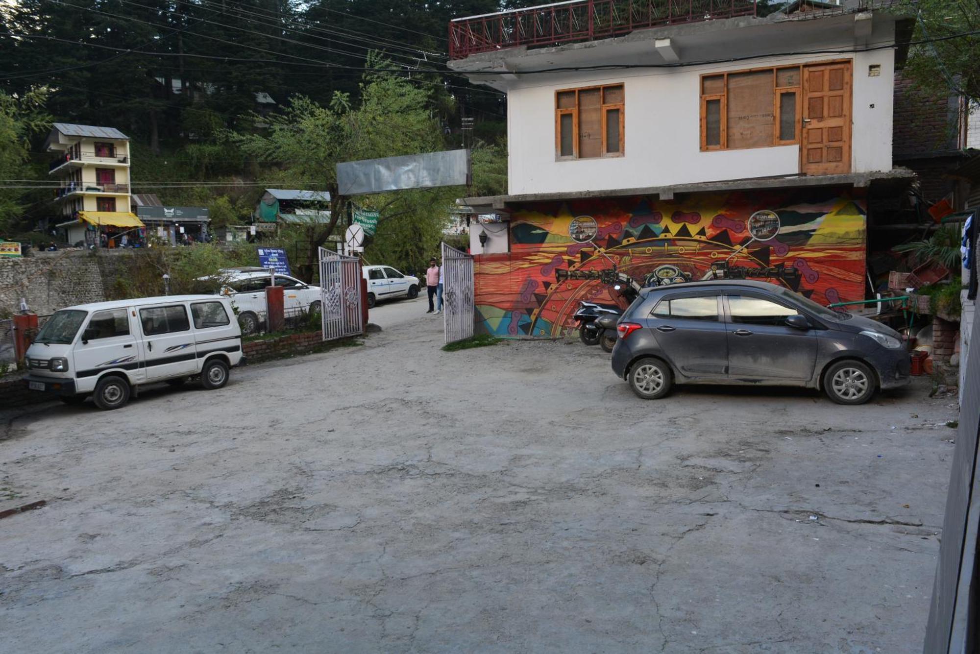 Hotel The Neelgiris Manāli Exteriér fotografie